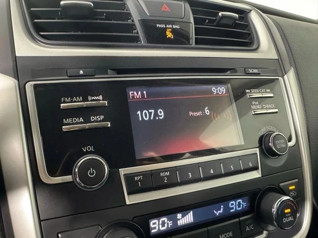 2017 Nissan Altima 5th Gen - Image 19 of 21
