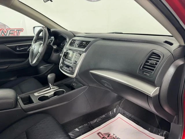 2017 Nissan Altima 5th Gen - Image 12 of 21