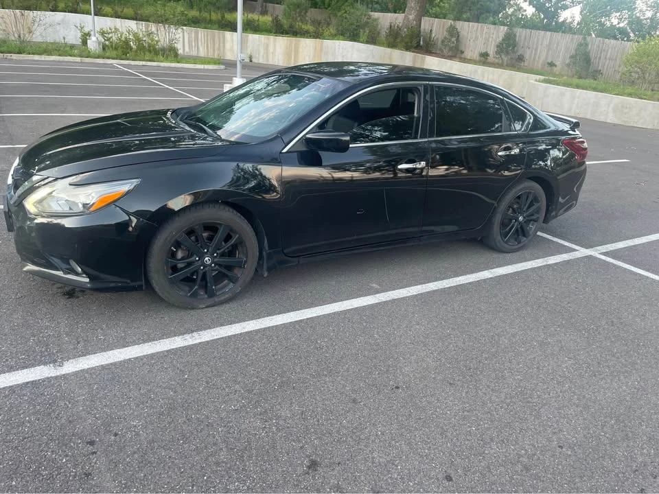 2017 Nissan Altima 5th Gen - Image 5 of 7
