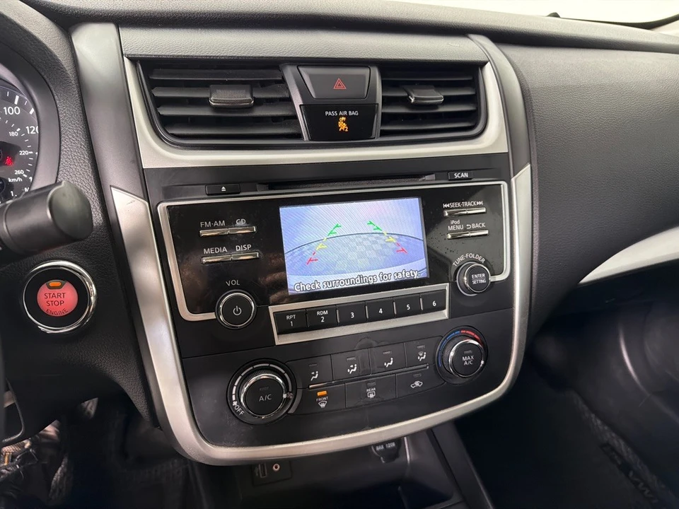 2017 Nissan Altima 5th Gen - Image 15 of 21