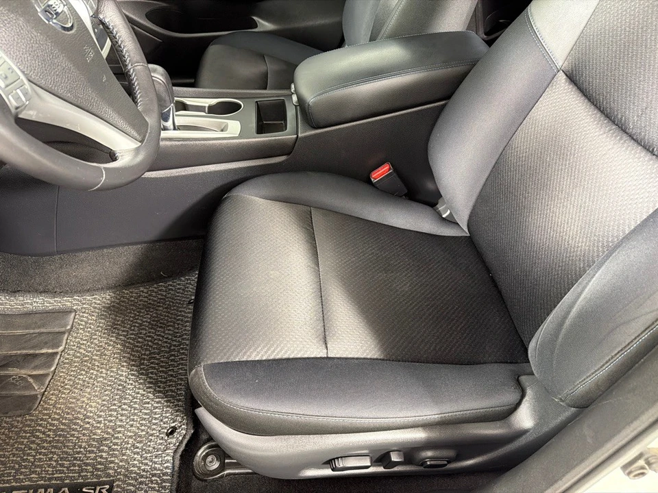 2017 Nissan Altima 5th Gen - Image 10 of 21