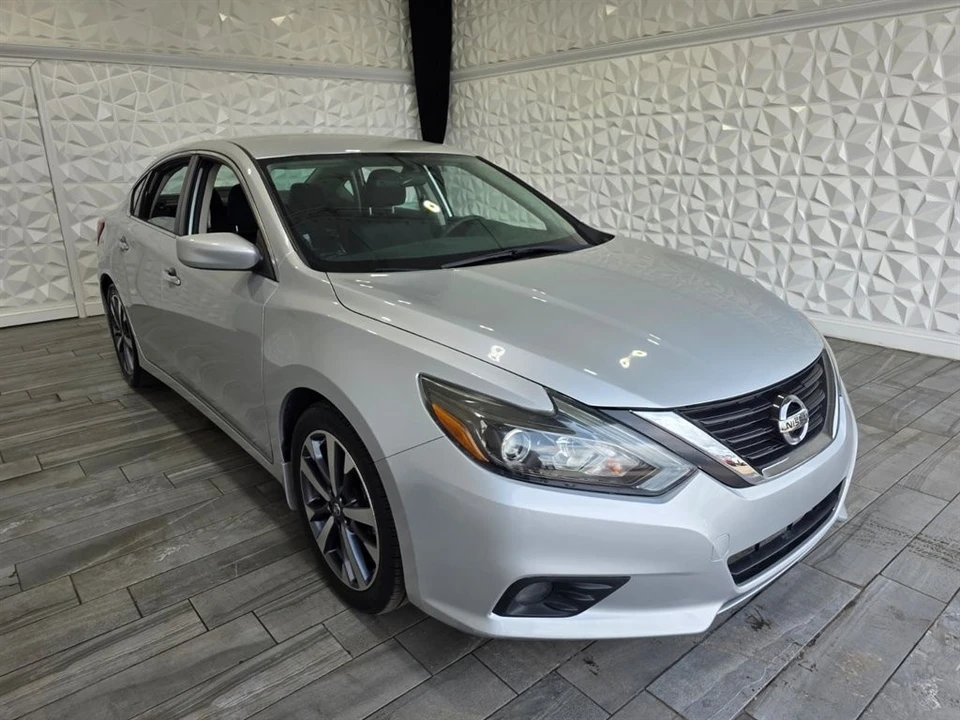 2017 Nissan Altima 5th Gen - Image 2 of 21
