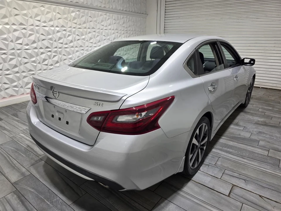 2017 Nissan Altima 5th Gen - Image 8 of 21