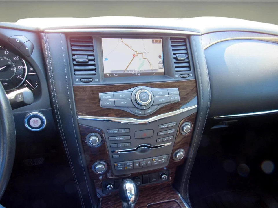 2017 Nissan Armada - Image 20 of 21
