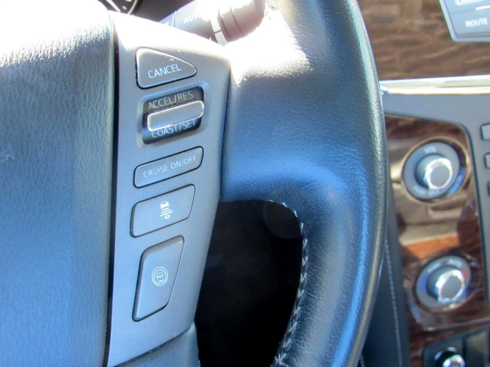 2017 Nissan Armada - Image 19 of 21