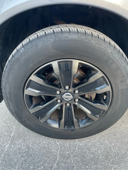 2017 Nissan Armada - Image 17 of 21