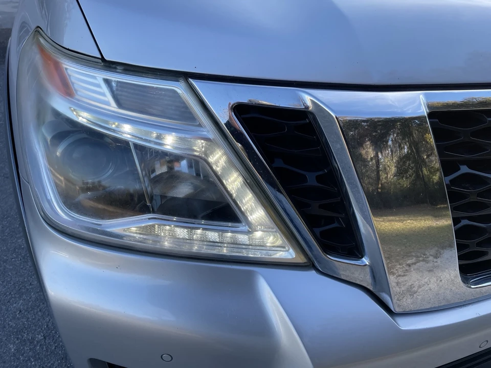 2017 Nissan Armada - Image 10 of 21