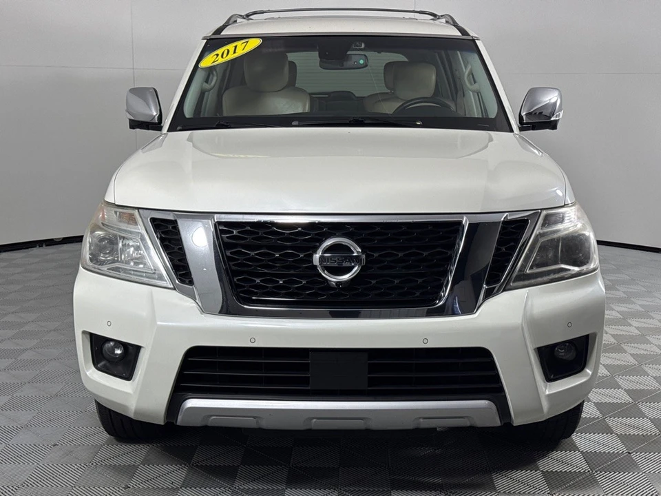 2017 Nissan Armada - Image 11 of 12