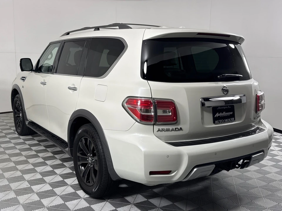 2017 Nissan Armada - Image 7 of 12