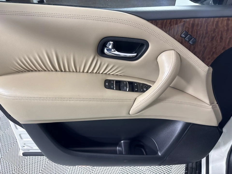 2017 Nissan Armada - Image 12 of 12