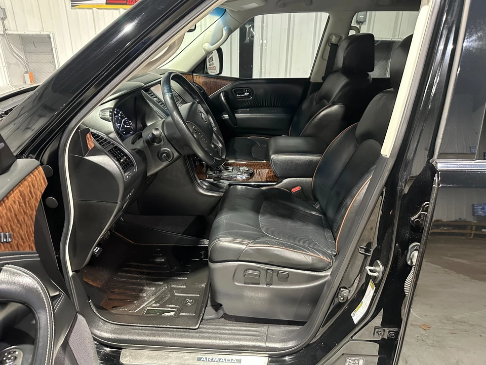 2017 Nissan Armada - Image 13 of 21