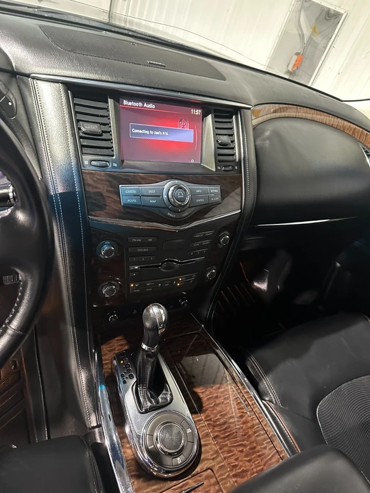 2017 Nissan Armada - Image 17 of 21