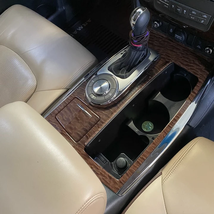 2017 Nissan Armada - Image 8 of 10