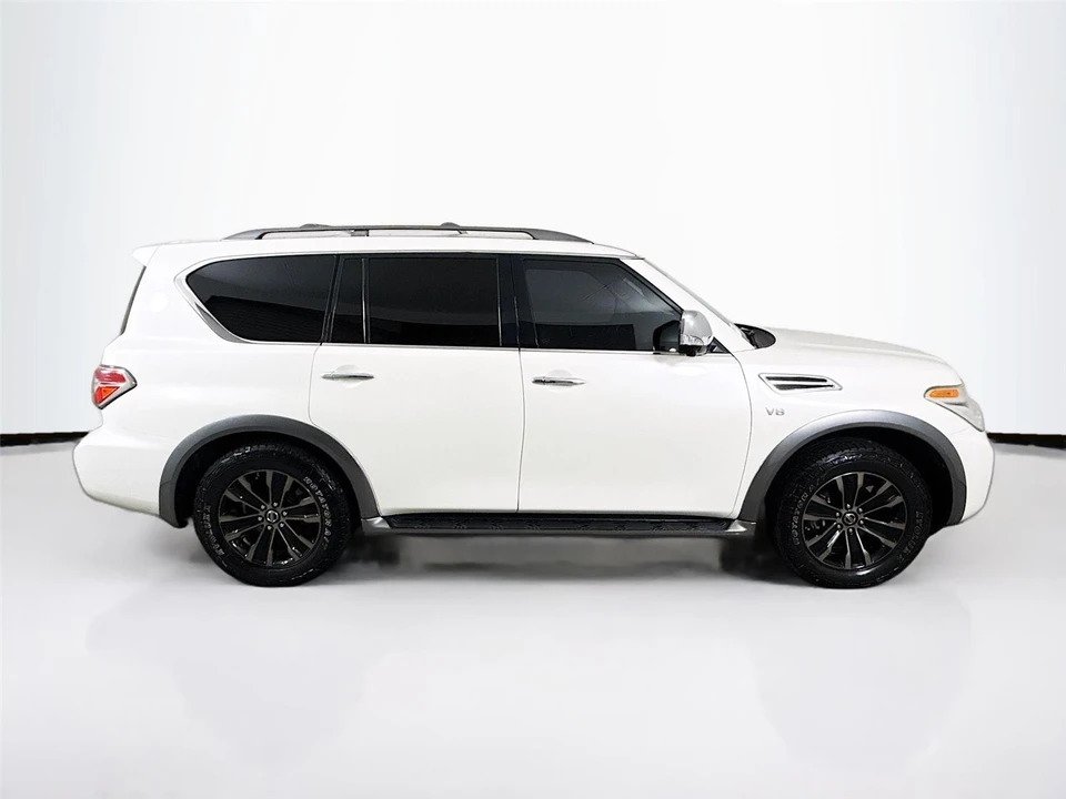 2017 Nissan Armada - Image 8 of 21