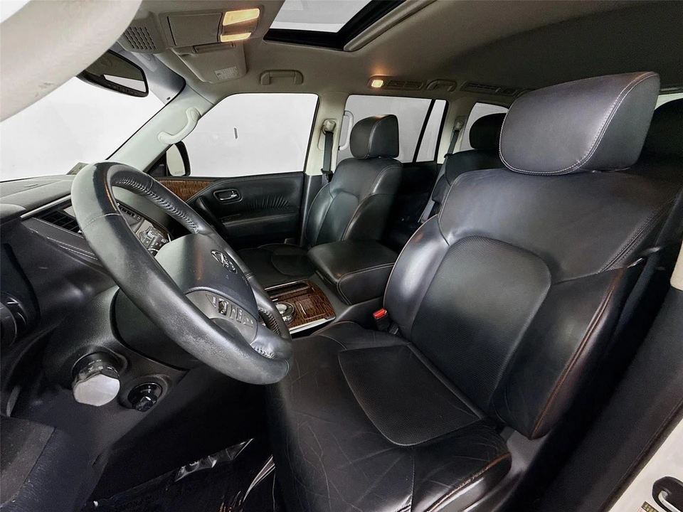 2017 Nissan Armada - Image 20 of 21