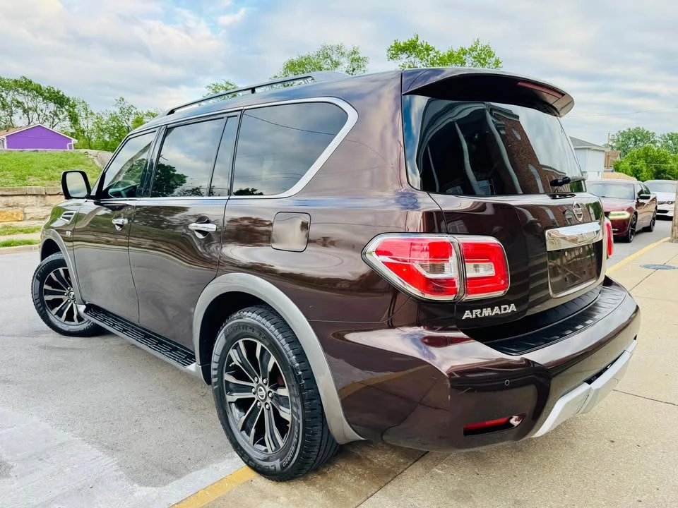 2017 Nissan Armada - Image 4 of 20
