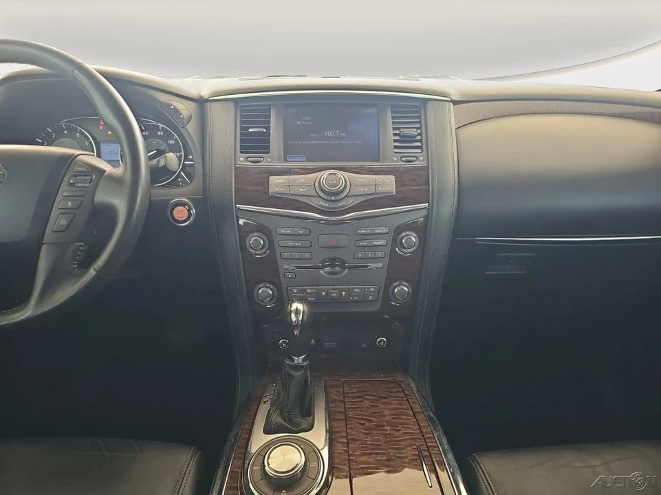 2017 Nissan Armada - Image 16 of 21