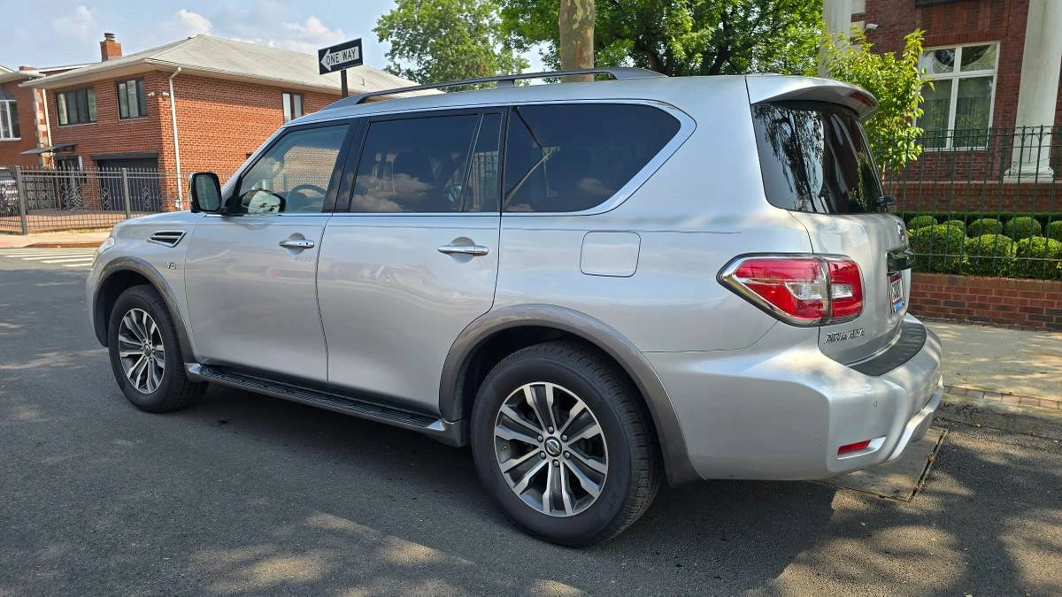 2017 Nissan Armada - Image 7 of 19