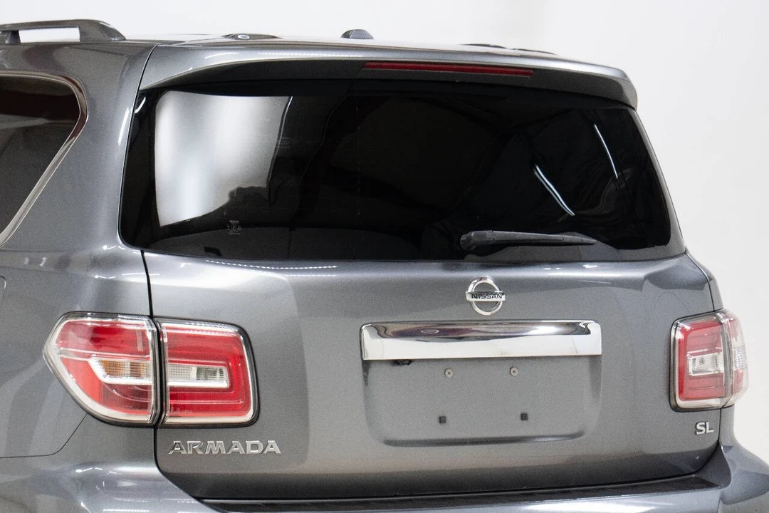 2017 Nissan Armada - Image 12 of 12