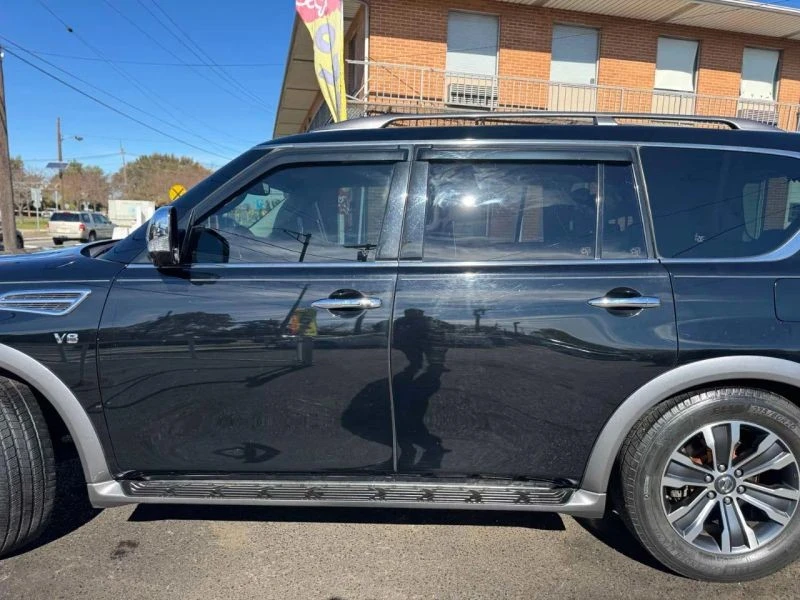 2017 Nissan Armada - Image 7 of 12