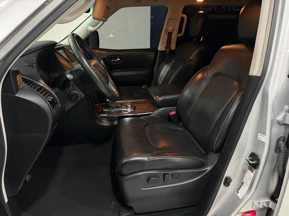 2017 Nissan Armada - Image 7 of 21