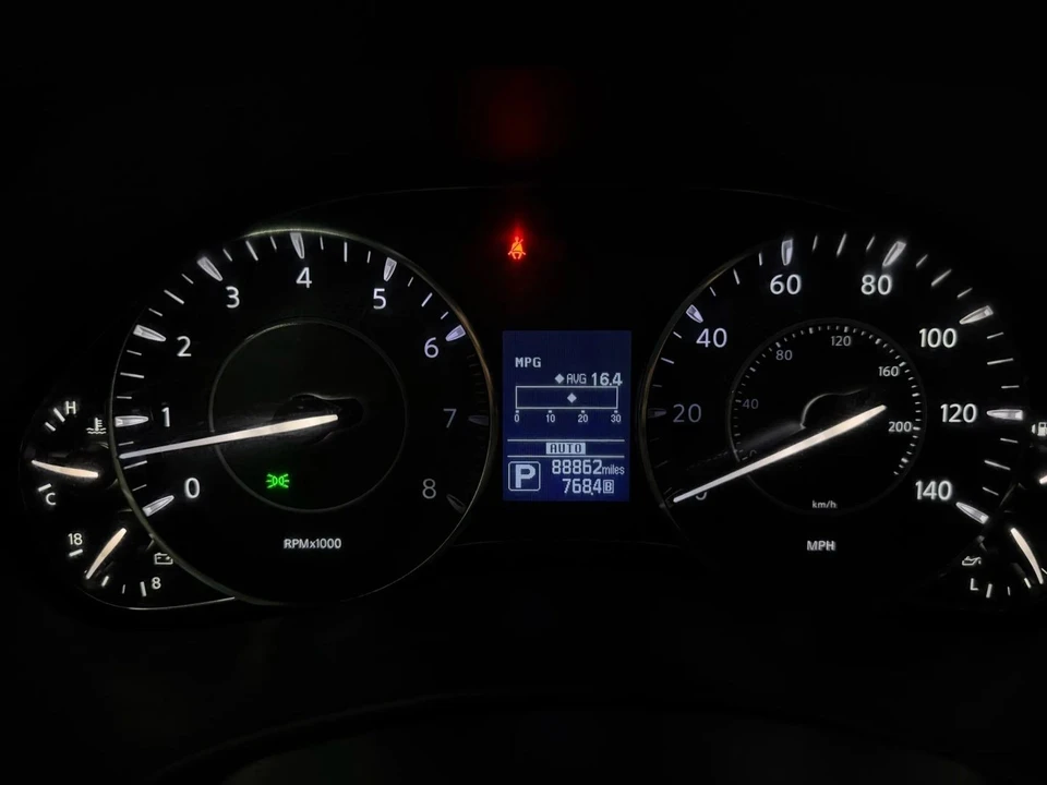 2017 Nissan Armada - Image 13 of 21