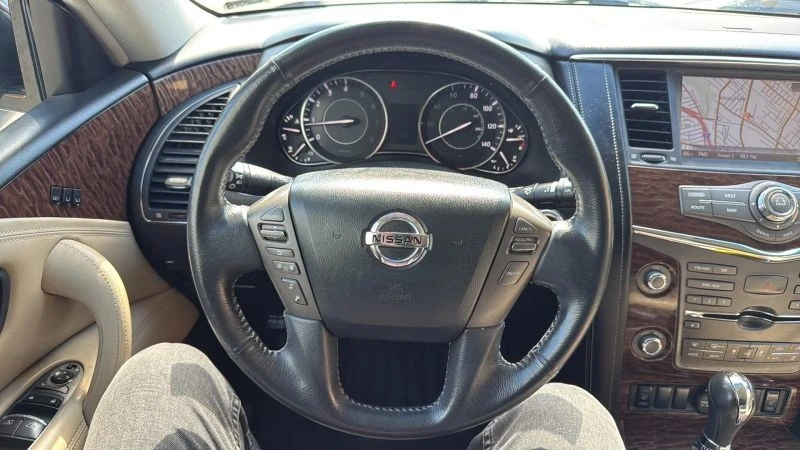 2017 Nissan Armada - Image 10 of 12