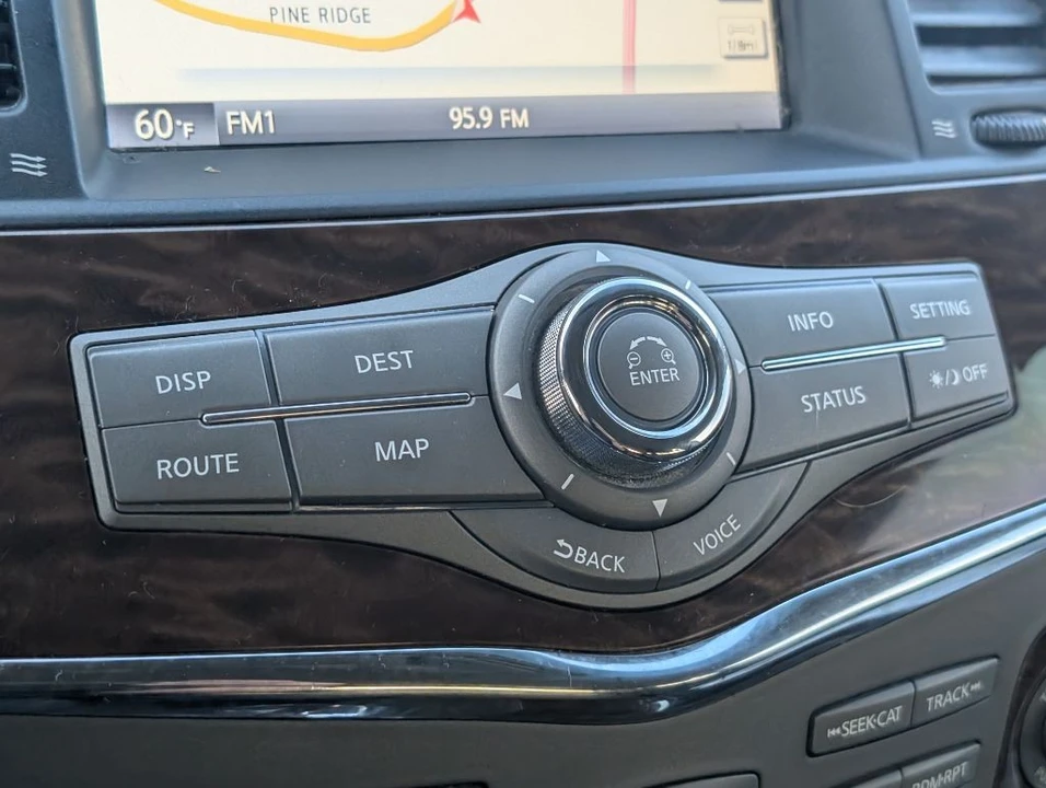 2017 Nissan Armada - Image 20 of 26