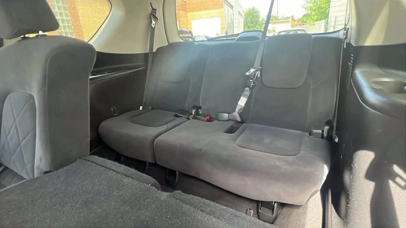 2017 Nissan Armada - Image 12 of 12