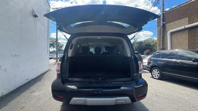 2017 Nissan Armada - Image 9 of 12