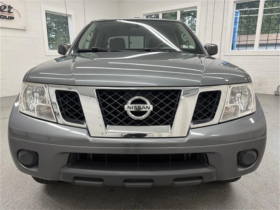 2017 Nissan Frontier 2nd Gen - Image 2 of 15