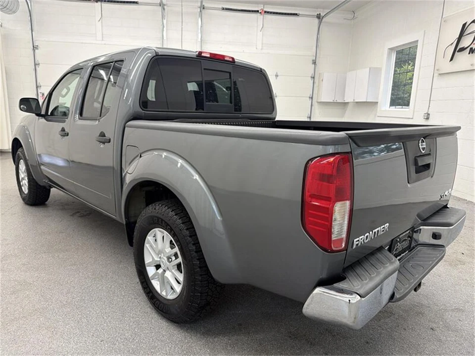 2017 Nissan Frontier 2nd Gen - Image 7 of 15