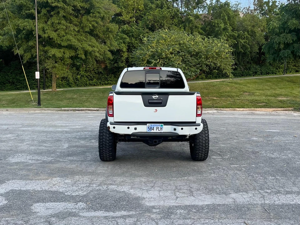 2017 Nissan Frontier 2nd Gen - Image 23 of 31