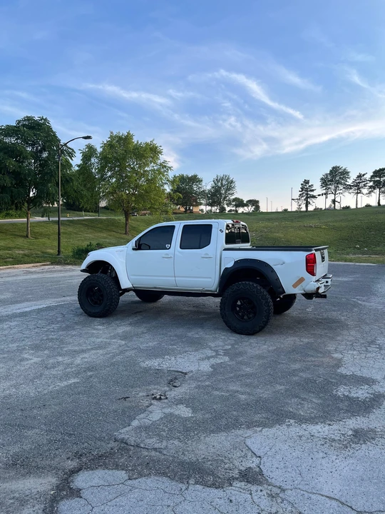 2017 Nissan Frontier 2nd Gen - Image 18 of 31