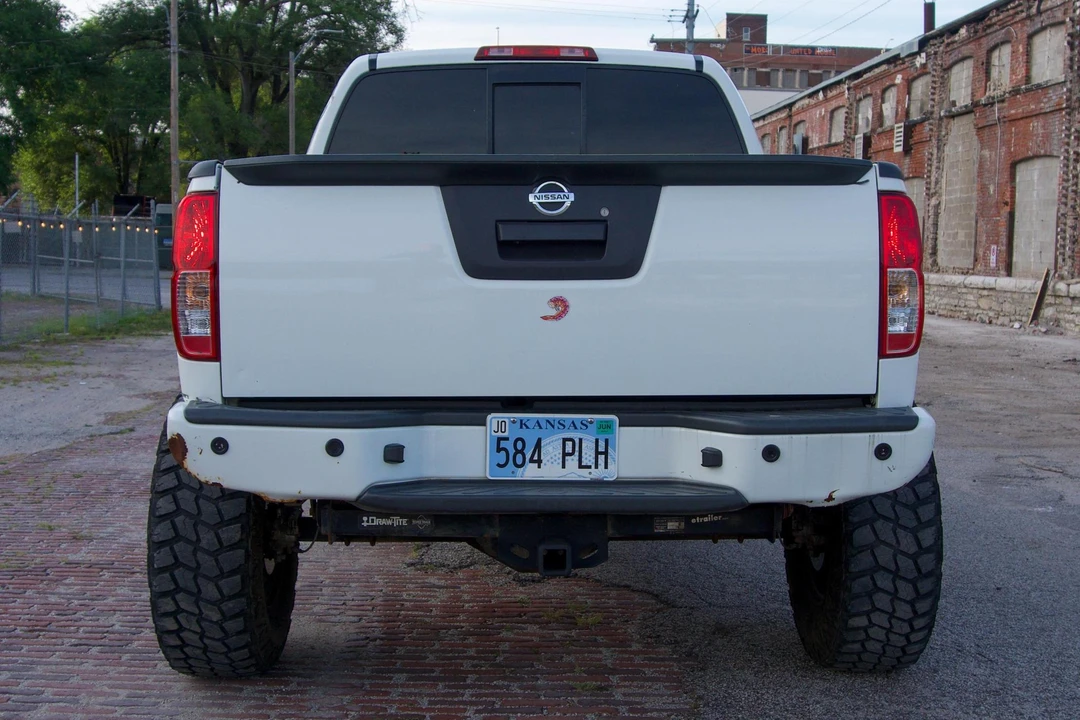 2017 Nissan Frontier 2nd Gen - Image 5 of 31