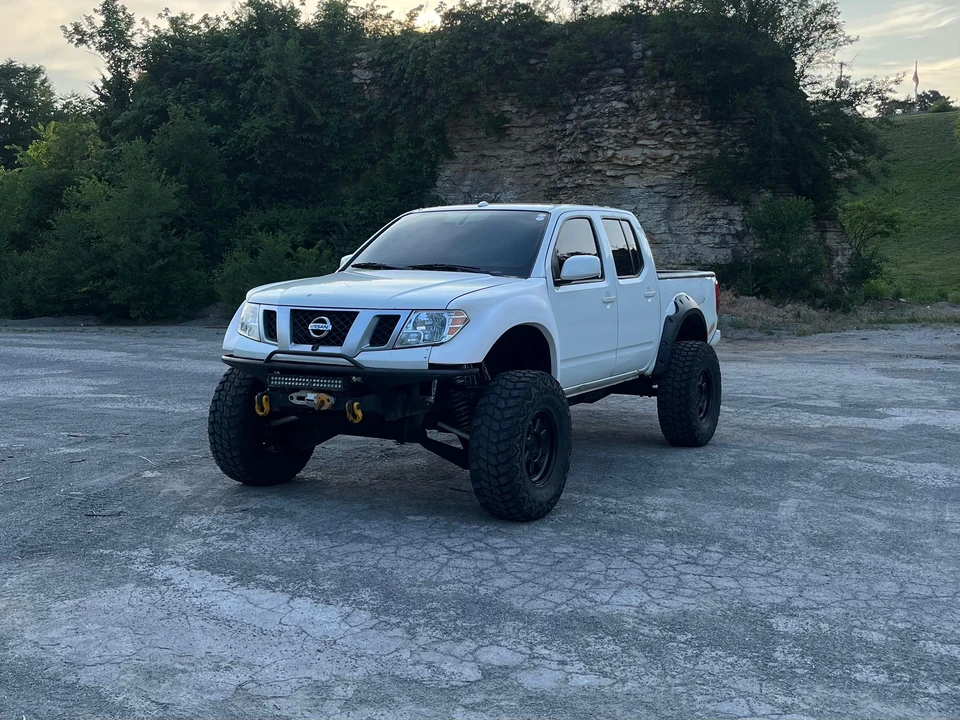 2017 Nissan Frontier 2nd Gen - Image 11 of 31