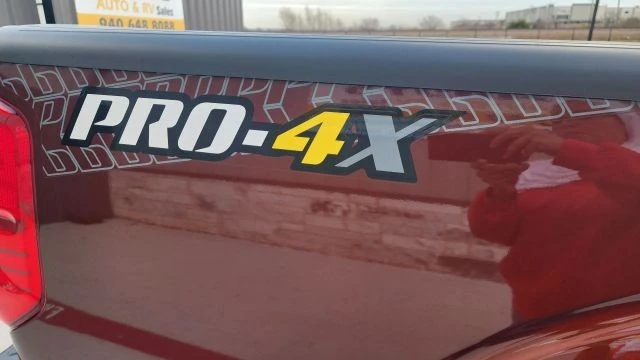 2017 Nissan Frontier 2nd Gen - Image 13 of 21