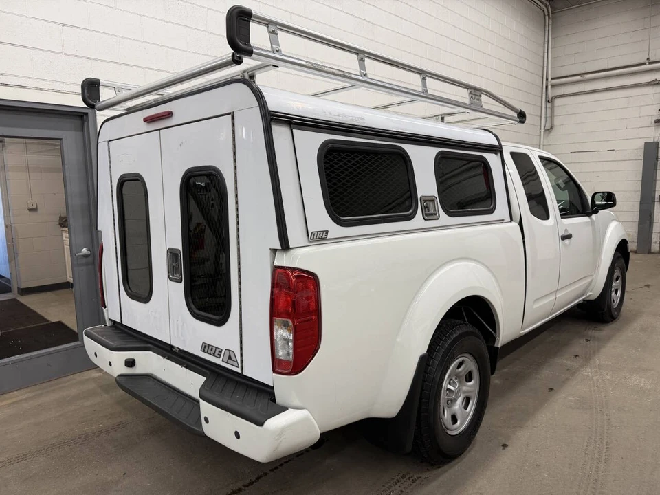 2017 Nissan Frontier 2nd Gen - Image 2 of 12
