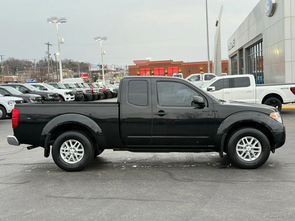 2017 Nissan Frontier 2nd Gen - Image 2 of 12