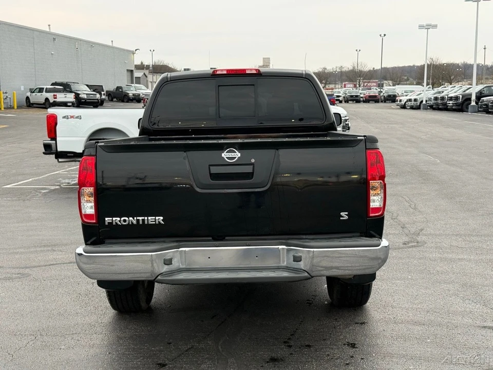 2017 Nissan Frontier 2nd Gen - Image 4 of 12