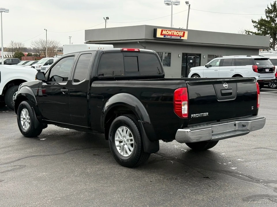 2017 Nissan Frontier 2nd Gen - Image 5 of 12
