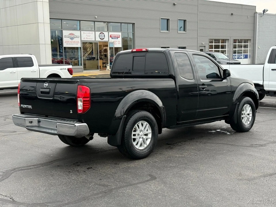 2017 Nissan Frontier 2nd Gen - Image 3 of 12