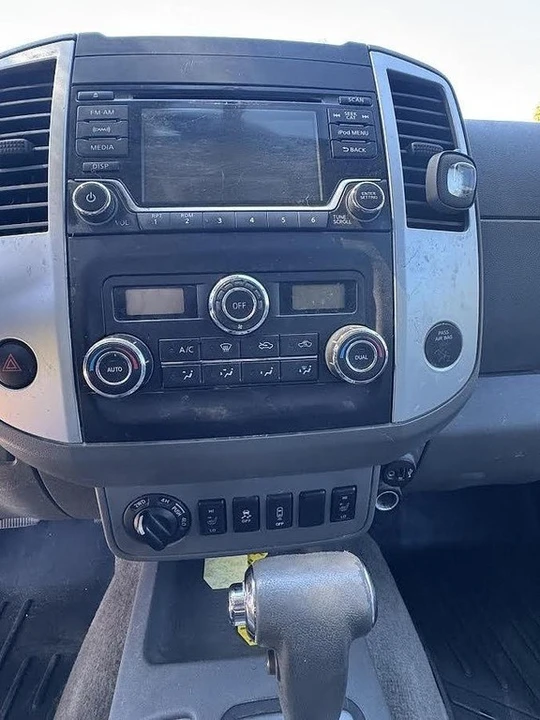 2017 Nissan Frontier 2nd Gen - Image 8 of 12