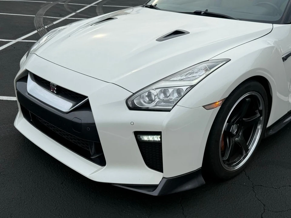 2017 Nissan R35 GT-R Premium - Image 3 of 31