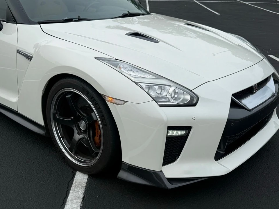 2017 Nissan R35 GT-R Premium - Image 11 of 31
