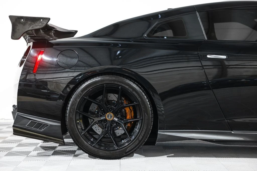 2017 Nissan R35 GT-R Premium - Image 2 of 31
