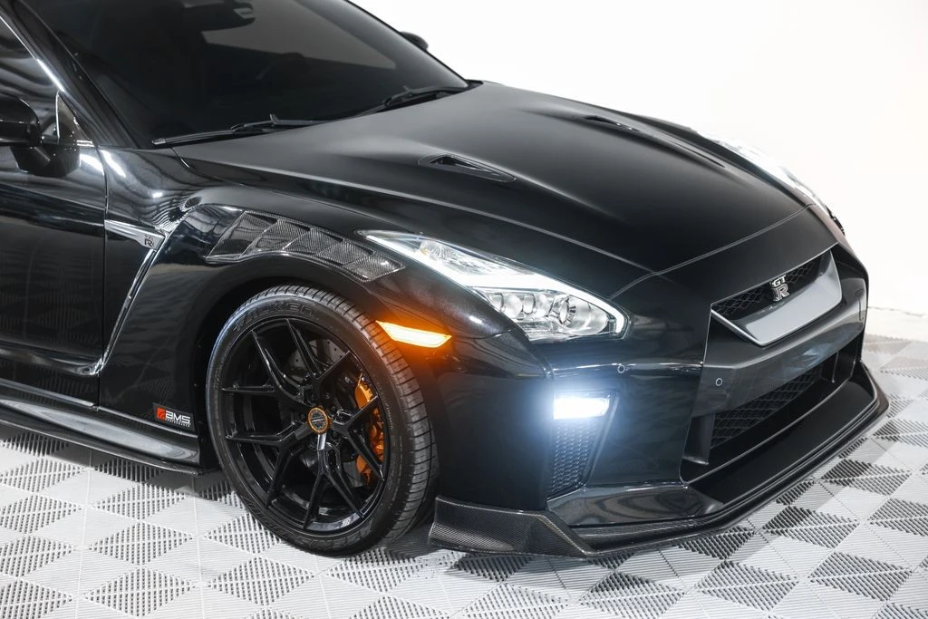 2017 Nissan R35 GT-R Premium - Image 5 of 31