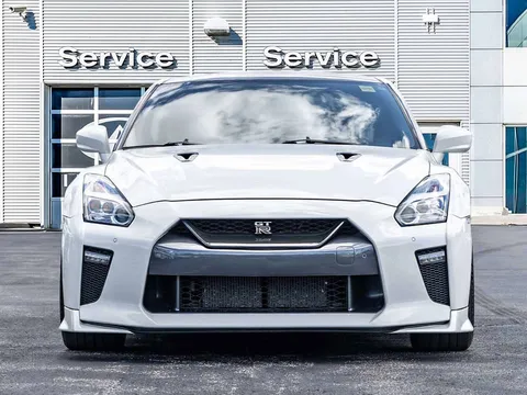 2017 Nissan GT-R Track Edition