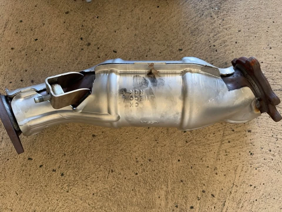 2017 Parts & Memorabilia Mechanical Components - Image 2 of 7