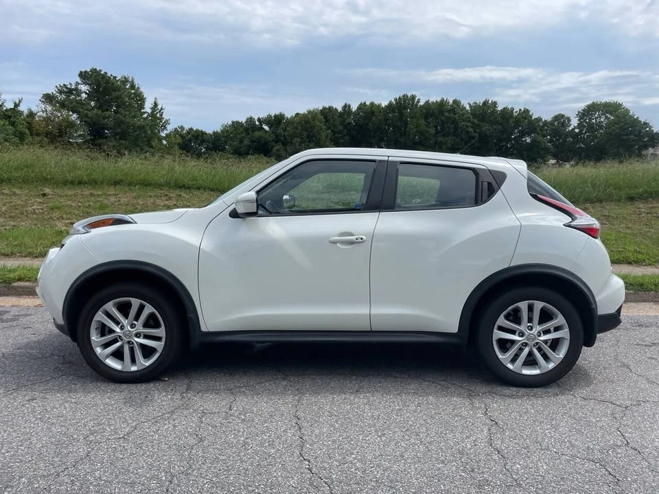 2017 Nissan Juke - Image 2 of 20